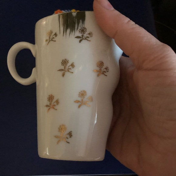 Vintage Gold Painted Mug - 460 *mug deal $12 - Picture 2 of 5